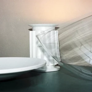 FLOS-TACCIA-SMALL-BIANCA-STILLUCE-STORE-BERGAMO