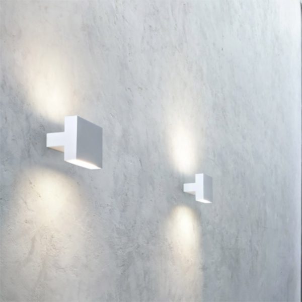 FLOS-TIGHT-LIGHT-LAMPADA-PARETE-STILLUCE-STORE-BERGAMO FLOS-TIGHT-LIGHT-LAMPADA-PARETE-STILLUCE-STORE-BERGAMO
