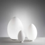 FONTANAARTE-UOVO-GRANDE-LAMPADA-TAVOLO-MIX-STILLUCE-STORE-BERGAMO