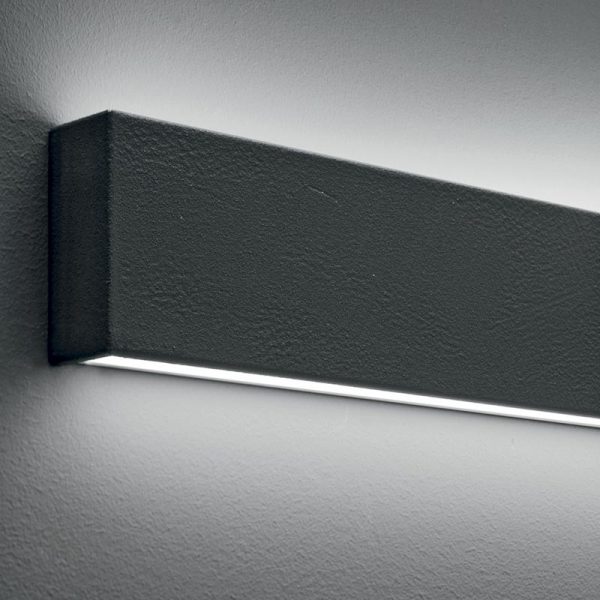 LINEALIGHT-BOX-LED-CONCRETE-ZOOM-STILLUCE-STORE-BERGAMO LINEALIGHT-BOX-LED-CONCRETE-ZOOM-STILLUCE-STORE-BERGAMO