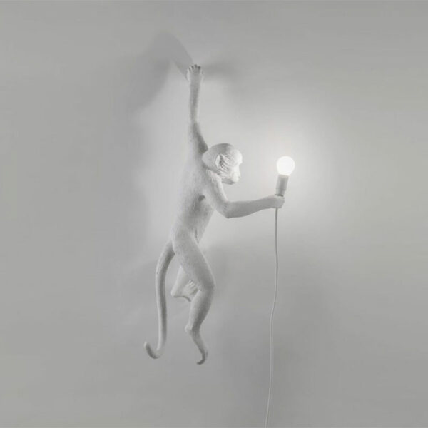SELETTI-MONKEY-LAMP-APPESA-SINISTRA-BIANCA-5-STILLUCE-STORE-BERGAMO-