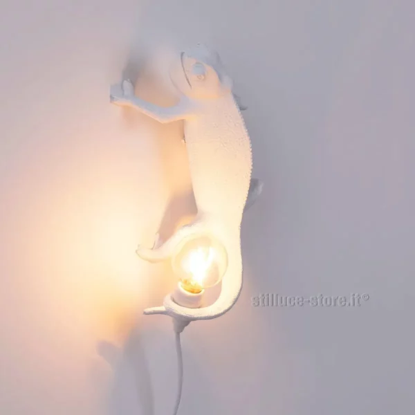 seletti-chameleon-lamp-going-up-15092-1-stilluce-store-bergamo