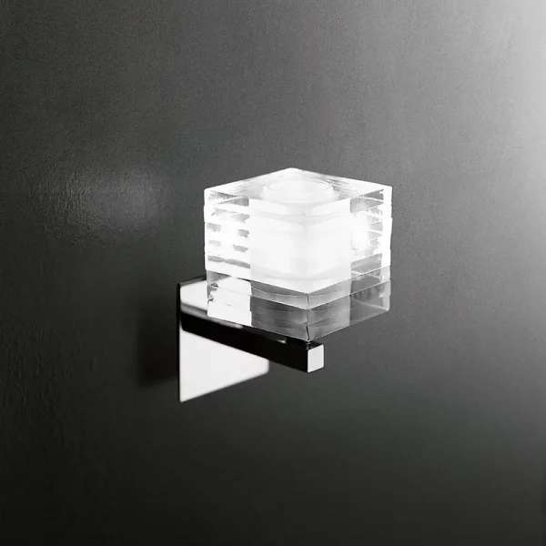 DE-MAJO-OTTO-X-OTTO-A-STILLUCE-STORE-BERGAMO DE-MAJO-OTTO-X-OTTO-A-STILLUCE-STORE-BERGAMO