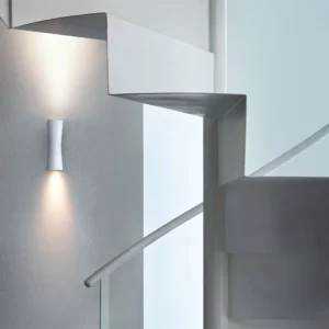FLOS-CLESSIDRA-BIANCA-INDOOR-PARETE-AMB-STILLUCE-STORE-BERGAMO