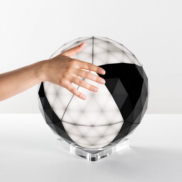 artemide-huara-lampada-tavolo-5-stilluce-store-bergamo