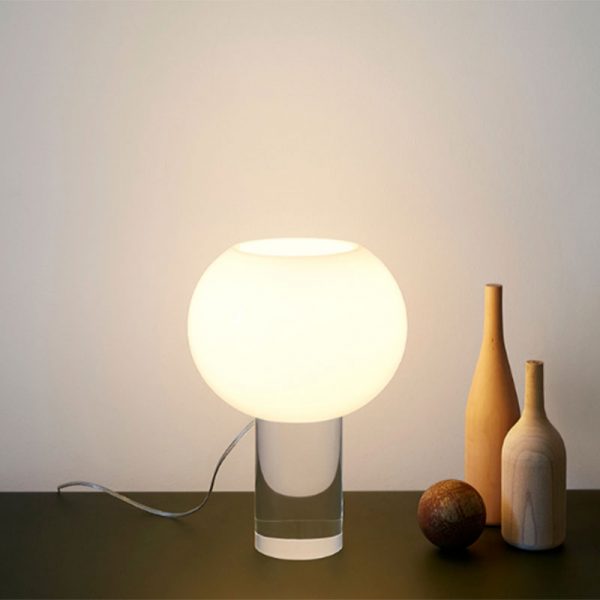foscarini-buds-3-tavolo-bianco-caldo-stilluce-store-bergamo