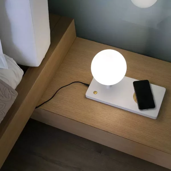 FARO-BARCELONA-NIKO-LED-LAMPADA-COMODINO-STILLUCE-STORE-BERGAMO