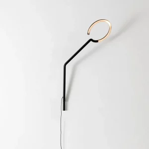 ARTEMIDE-VINE-LIGHT-LAMPADA-PARETE-STILLUCE-STORE-BERGAMO