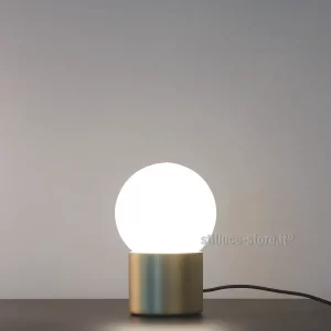 MARTINELLI-PULCE-TAVOLO-ORO-ACCESA-LAMPADA-KMZERO-STILLUCE-STORE-BERGAMO
