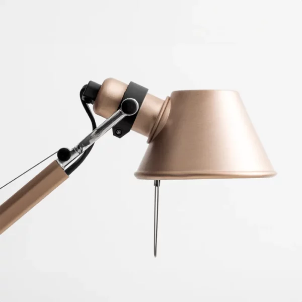 ARTEMIDE-TOLOMEO MICRO-COPPER-LAMPADA-TAVOLO-PARTICOLARE-STILLUCE-STORE-BERGAMO
