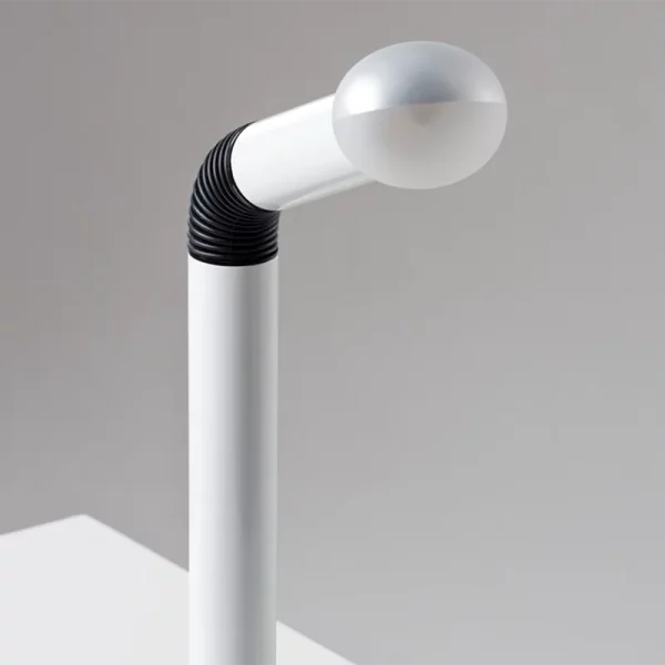 STILNOVO-PERISCOPIO-LAMPADA-TAVOLO-BIANCO-1967-STILLUCE-STORE-BERGAMO