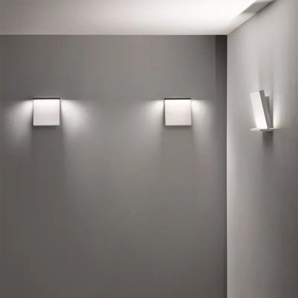 STILNOVO-IMBILICO-LAMPADA-PARETE-AMBIENTE-STILLUCE-STORE-BERGAMO