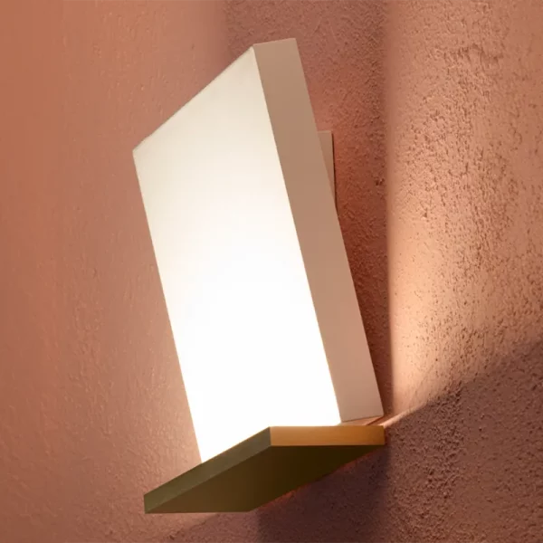 STILNOVO-IMBILICO-LAMPADA-PARETE-ORO-STILLUCE-STORE-BERGAMO