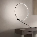 KDLN-POISE-LAMPADA-TAVOLO-AMBIENTE-STILLUCE-STORE-BERGAMO