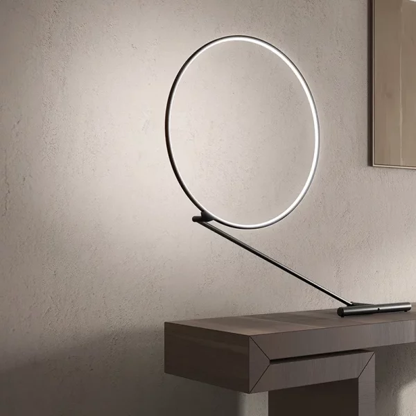 KDLN-POISE-LAMPADA-TAVOLO-AMBIENTE-STILLUCE-STORE-BERGAMO KDLN-POISE-LAMPADA-TAVOLO-AMBIENTE-STILLUCE-STORE-BERGAMO