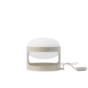 kartell-kd28-lampada-tavolo-tortora-joe-colombo-stilluce-store-bergamo.webp