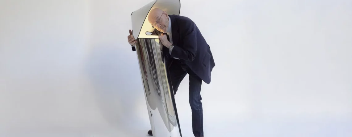 Flos Chiara di Mario Bellini, lampada di design disponibile da Stilluce Store, Bergamo.