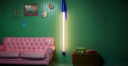Lampada Seletti x BIC firmata Mario Paroli, ispirata alla penna BIC Cristal, proposta da Stilluce Store Bergamo